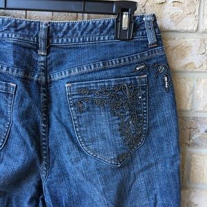 Chicos Platinum Denim Embellished Jeans .5 Size 6